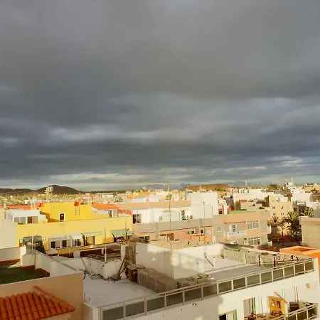 公寓 美丽海景拉斯加乐塔斯可爱一室公寓 *