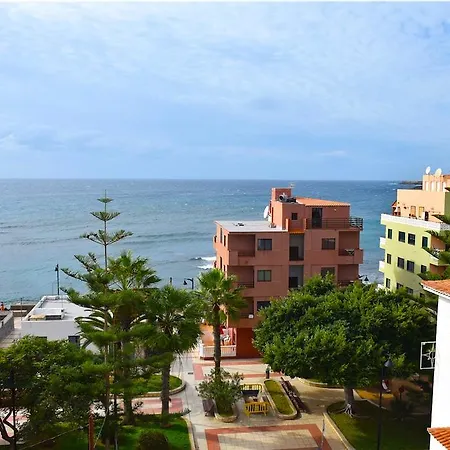 Lovely Studia In Con Nice Sea View